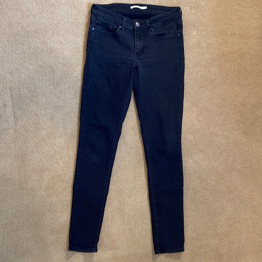 Levi’s 711 Skinny Jeans